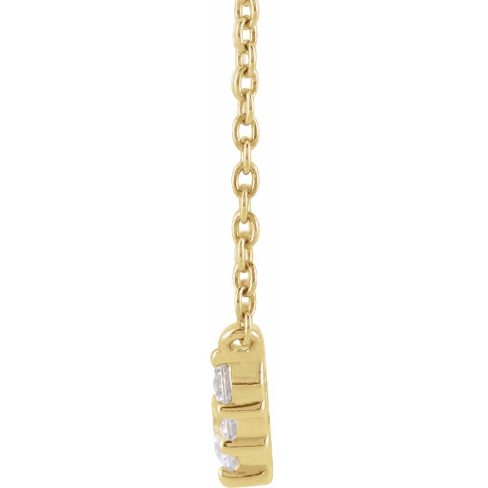 Diamonds and Yellow Gold Graduated Necklace