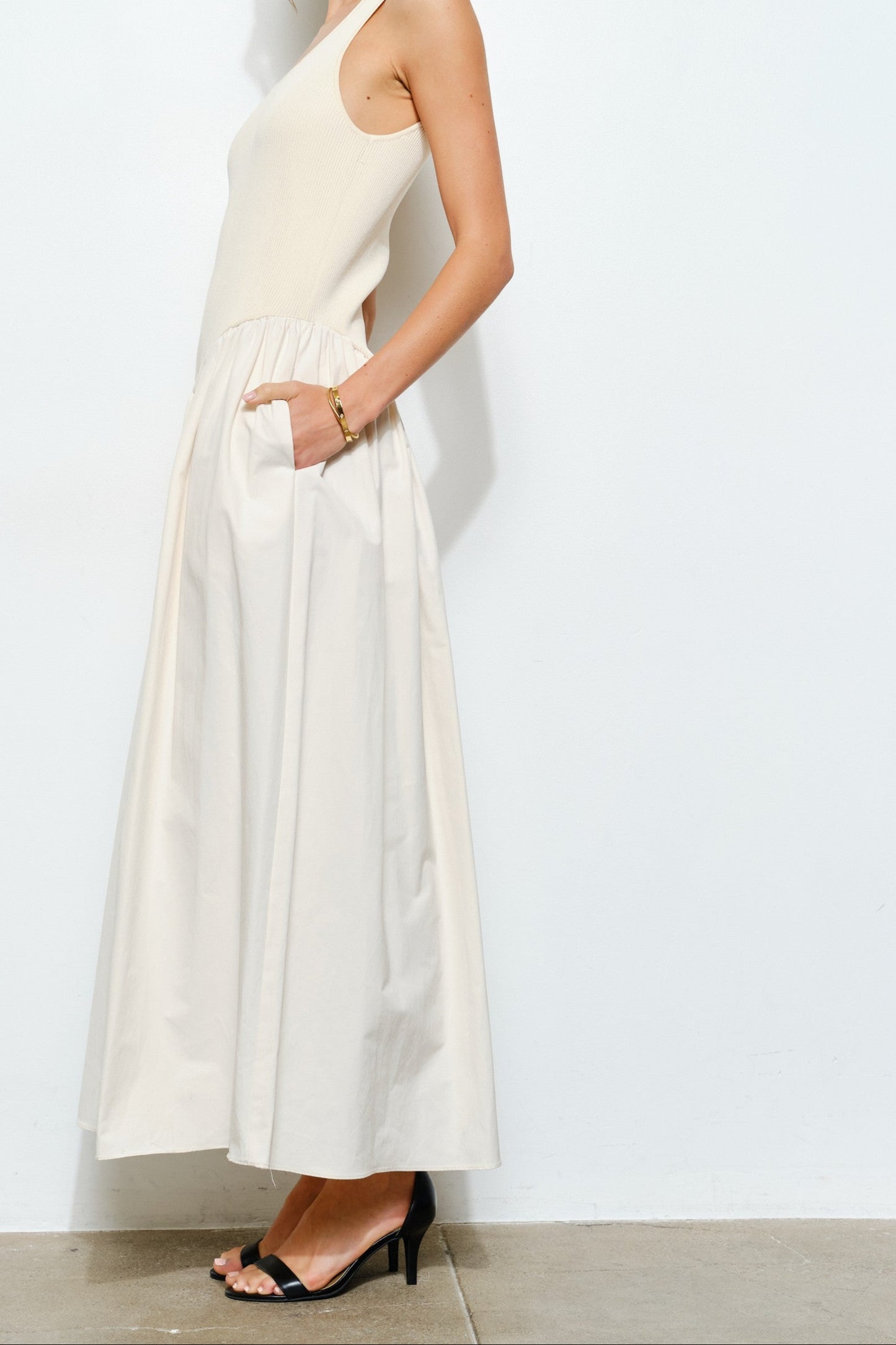RIBBED KNIT COTTON FLARE MAXI DRESS