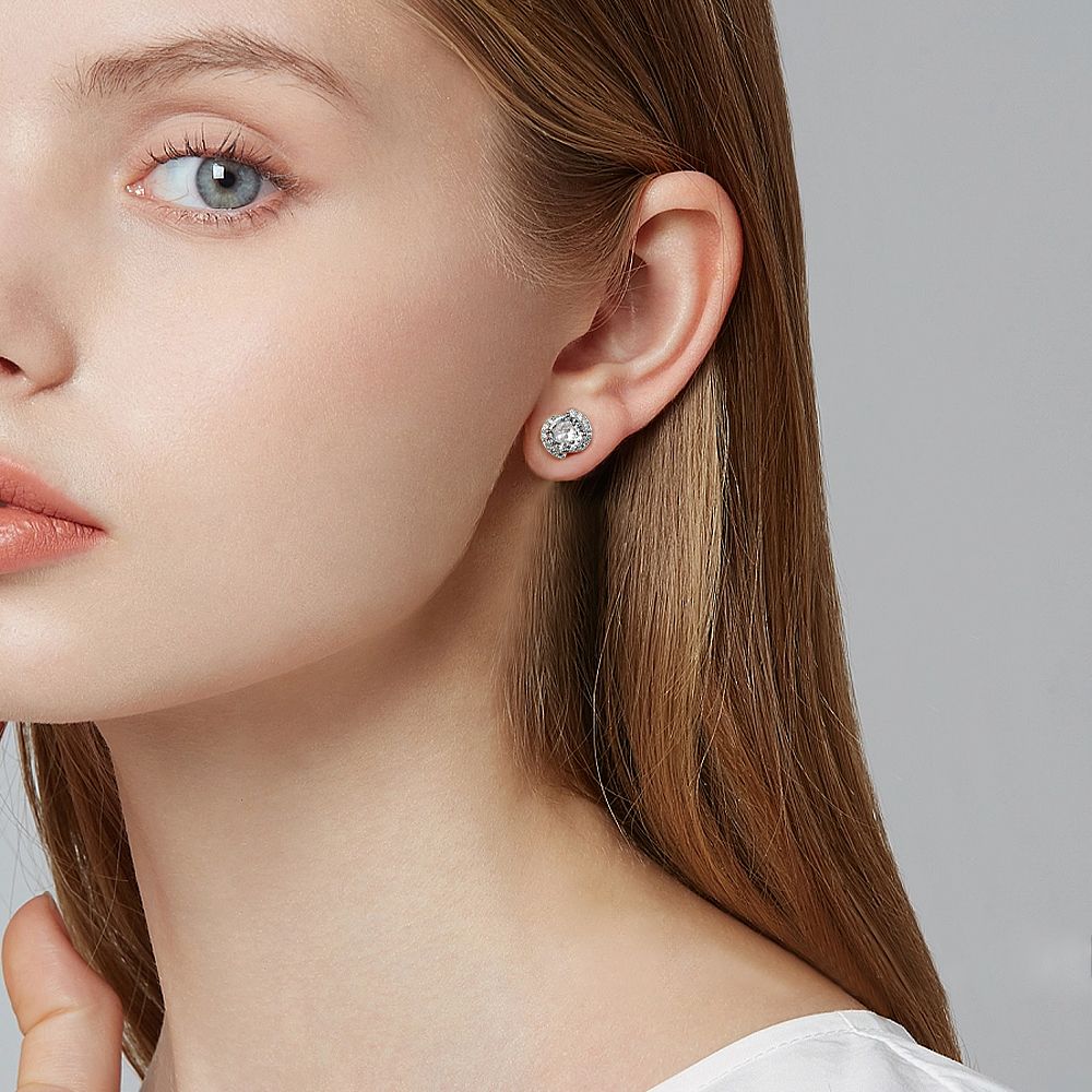 Aura Studs