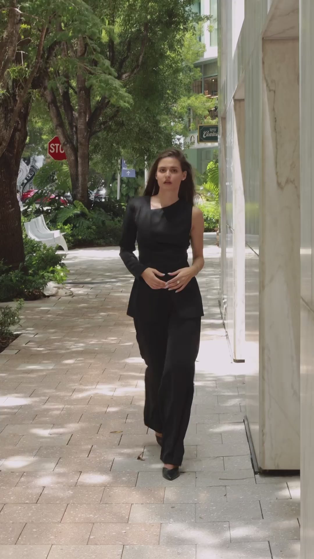 Load video: BLACK BLAZER, VALVI, BLACK SET
