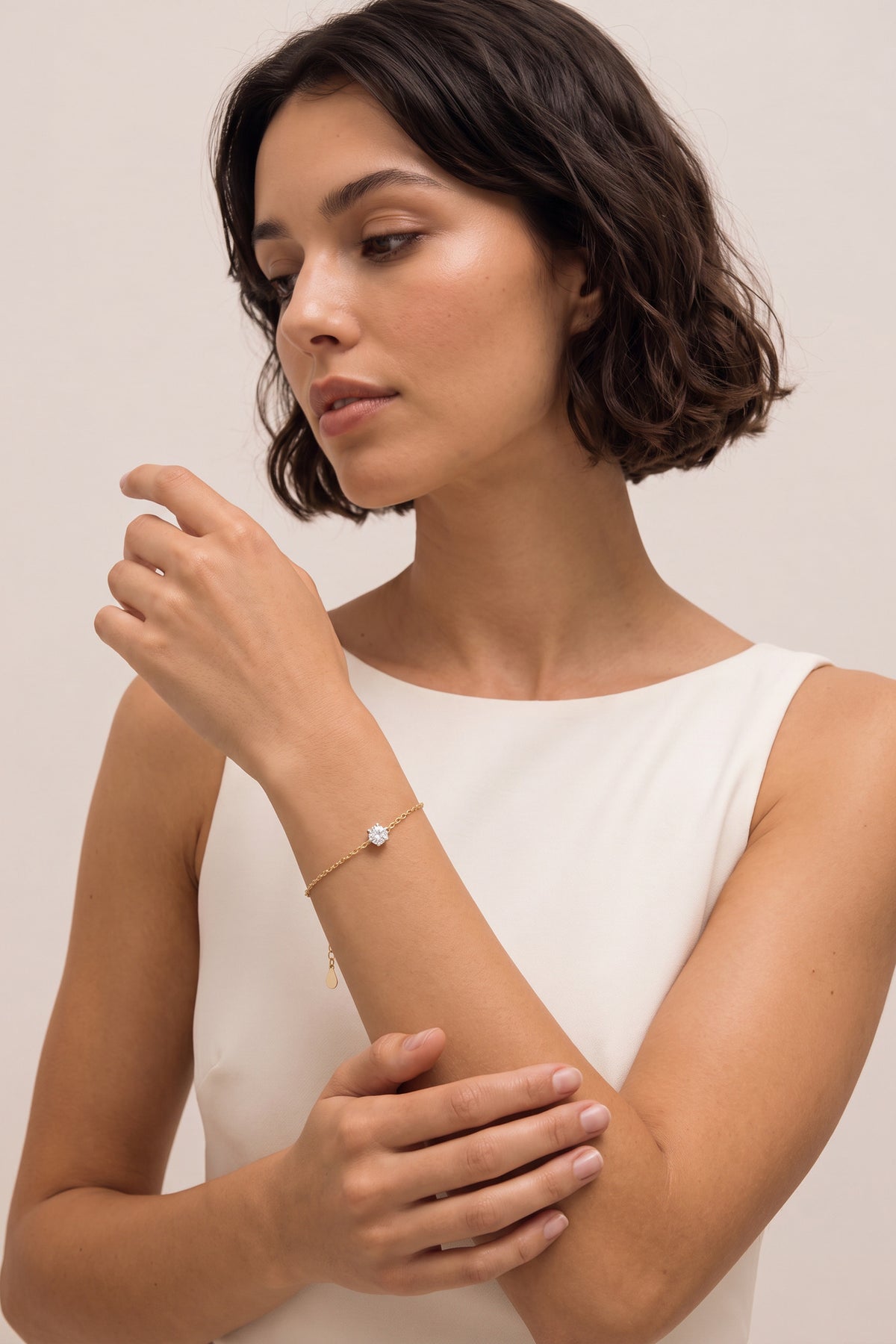 Round Solitaire Chain Bracelet on model